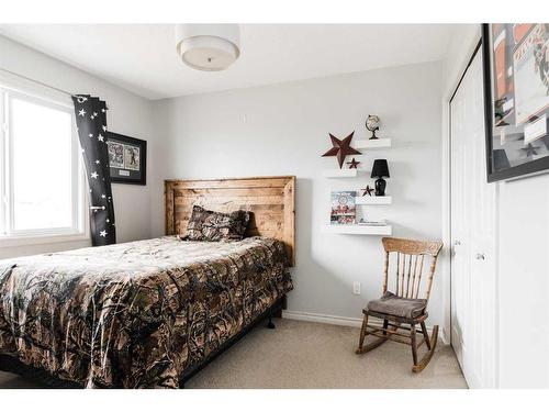 221 Lynx Crescent, Fort Mcmurray, AB - Indoor Photo Showing Bedroom