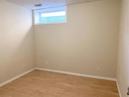 170 Pacific Crescent, Fort Mcmurray, AB - Indoor Photo Showing Other Room