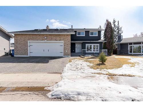 149 Whiteoak Garden, Fort Mcmurray, AB - Outdoor With Facade