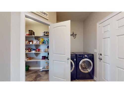 195 Killdeer Way, Fort Mcmurray, AB - Indoor With Storage