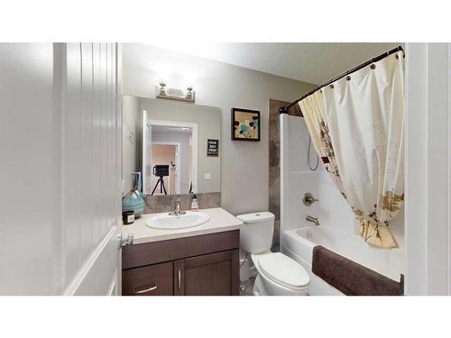 195 Killdeer Way, Fort Mcmurray, AB - Indoor Photo Showing Bathroom