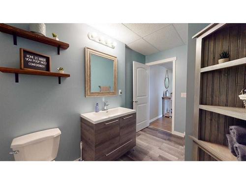 195 Killdeer Way, Fort Mcmurray, AB - Indoor Photo Showing Bathroom