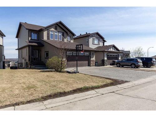 195 Killdeer Way, Fort Mcmurray, AB - Outdoor With Facade
