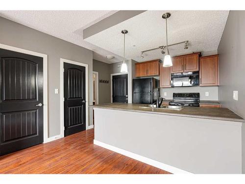 2401-204 Sparrow Hawk Drive, Fort Mcmurray, AB - Indoor Photo Showing Kitchen