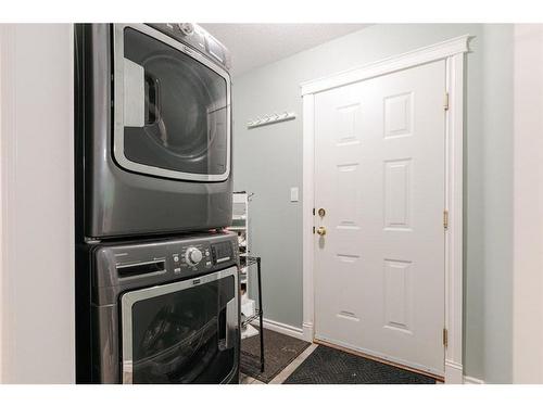 105 Laffont Place, Fort Mcmurray, AB - Indoor Photo Showing Laundry Room