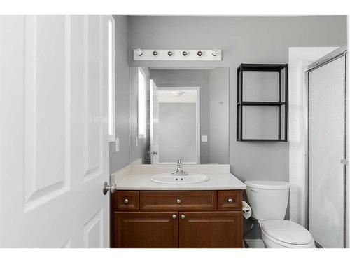 393 Diefenbaker Drive, Fort Mcmurray, AB - Indoor Photo Showing Bathroom