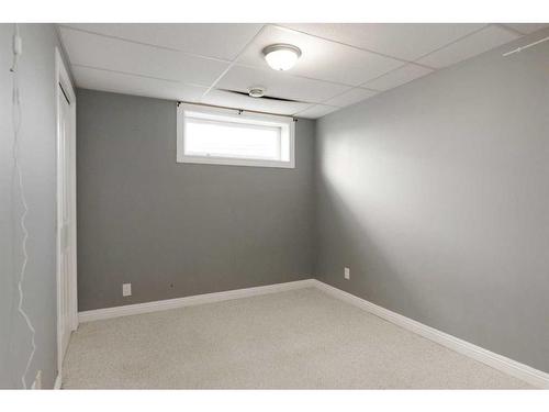 393 Diefenbaker Drive, Fort Mcmurray, AB - Indoor Photo Showing Other Room