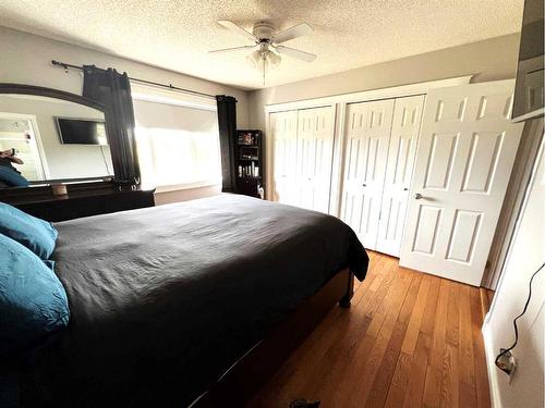 177 Beaton Place, Fort Mcmurray, AB - Indoor Photo Showing Bedroom