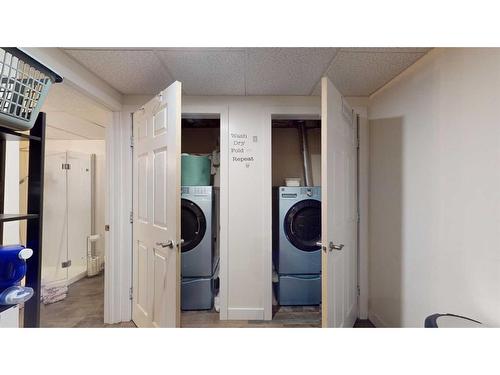 108 Hill Drive, Fort Mcmurray, AB - Indoor Photo Showing Laundry Room