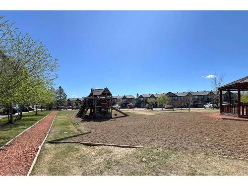 2107-200 Lougheed Drive, Fort Mcmurray, AB - Outdoor