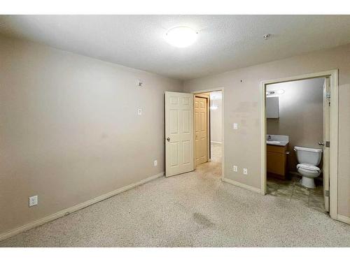2107-200 Lougheed Drive, Fort Mcmurray, AB - Indoor