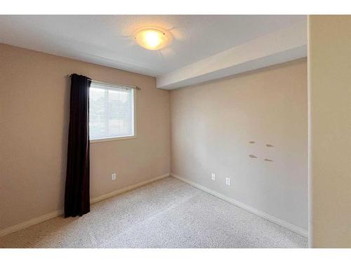 2107-200 Lougheed Drive, Fort Mcmurray, AB - Indoor Photo Showing Other Room