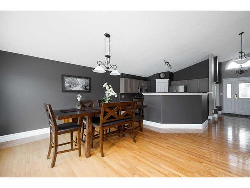 145 Boisvert Place, Fort Mcmurray, AB - Indoor Photo Showing Dining Room