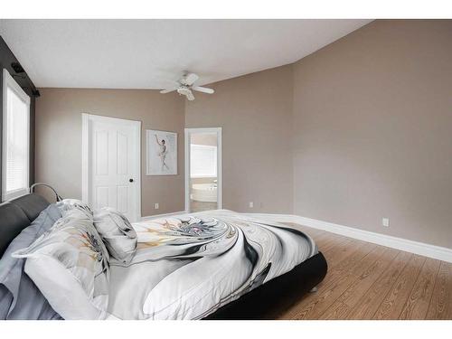 145 Boisvert Place, Fort Mcmurray, AB - Indoor Photo Showing Bedroom