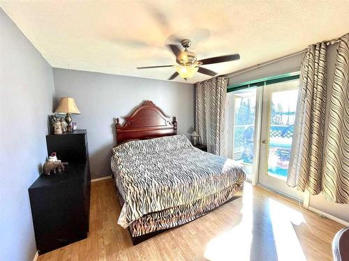 #402-13379 Twp Rd 670 (100 Cathy'S Drive) Holowachuk Estates, Lac La Biche, AB - Indoor Photo Showing Bedroom