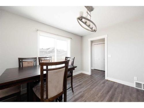 147 Prospect Drive, Fort Mcmurray, AB - Indoor Photo Showing Dining Room