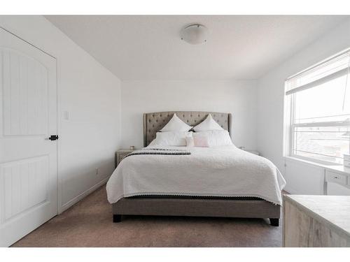 146 Pacific Crescent, Fort Mcmurray, AB - Indoor Photo Showing Bedroom