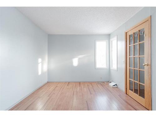 154 Bird Crescent, Fort Mcmurray, AB - Indoor Photo Showing Other Room