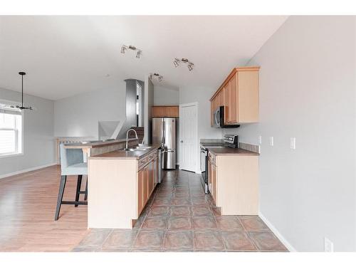 156 Fox Crescent, Fort Mcmurray, AB - Indoor Photo Showing Kitchen With Double Sink