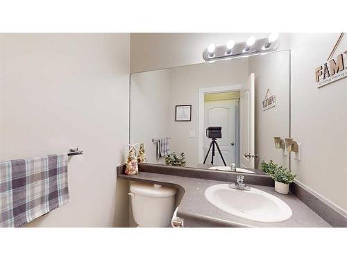 128 Saline Creek Way, Fort Mcmurray, AB - Indoor Photo Showing Bathroom