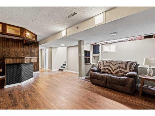 197 Silin Forest Road, Fort Mcmurray, AB - Indoor