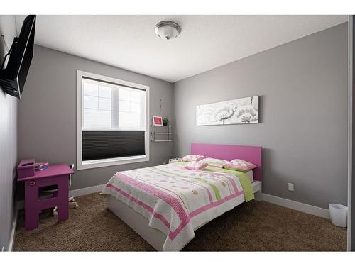 132 Killdeer Way, Fort Mcmurray, AB - Indoor Photo Showing Bedroom