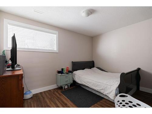 132 Killdeer Way, Fort Mcmurray, AB - Indoor Photo Showing Bedroom