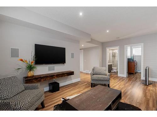 132 Killdeer Way, Fort Mcmurray, AB - Indoor Photo Showing Living Room