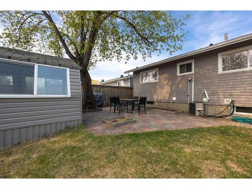 19 Maciver Street, Fort Mcmurray, AB - Outdoor With Deck Patio Veranda With Exterior