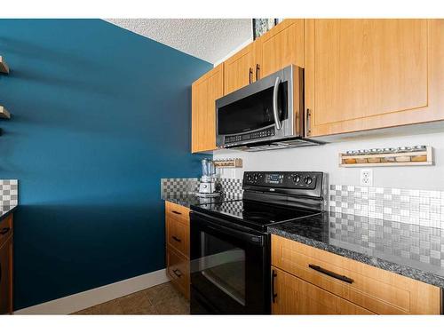 509-136A Sandpiper Road, Fort Mcmurray, AB - Indoor Photo Showing Kitchen