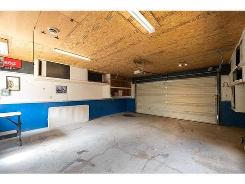 120 Atkinson Road, Fort Mcmurray, AB - Indoor Photo Showing Garage