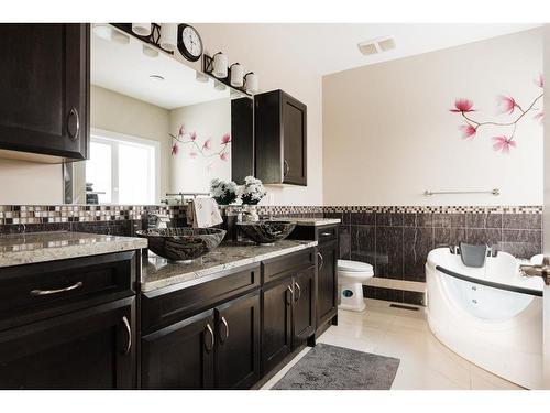 145 Stonecreek Landing, Fort Mcmurray, AB - Indoor Photo Showing Bathroom