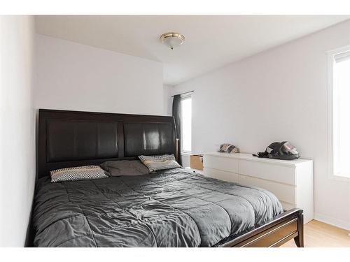 180 Webb Drive, Fort Mcmurray, AB - Indoor Photo Showing Bedroom