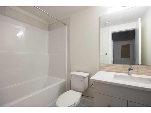 213 Siltstone Place, Fort Mcmurray, AB - Indoor Photo Showing Bathroom