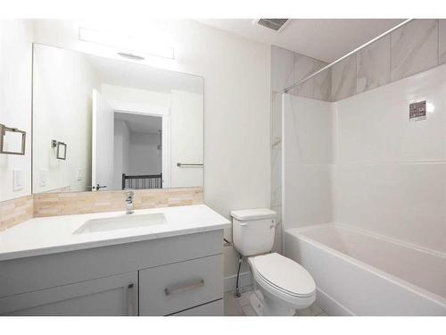 213 Siltstone Place, Fort Mcmurray, AB - Indoor Photo Showing Bathroom