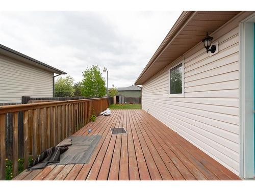 118 Laffont Way, Fort Mcmurray, AB - Outdoor With Deck Patio Veranda With Exterior