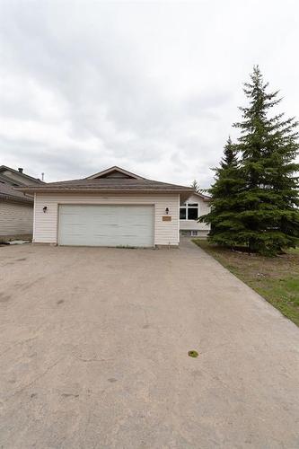 118 Laffont Way, Fort Mcmurray, AB - Outdoor