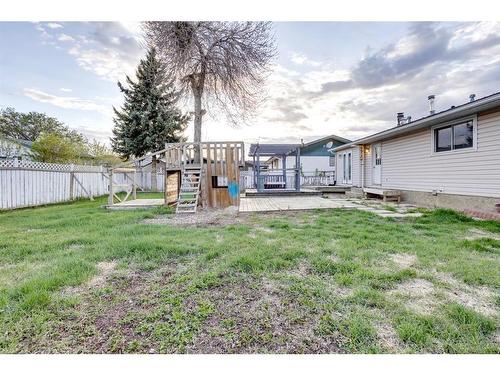 128 Beale Crescent, Fort Mcmurray, AB - Outdoor