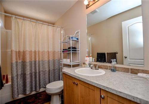 122 Woodward Crescent, Anzac, AB - Indoor Photo Showing Bathroom