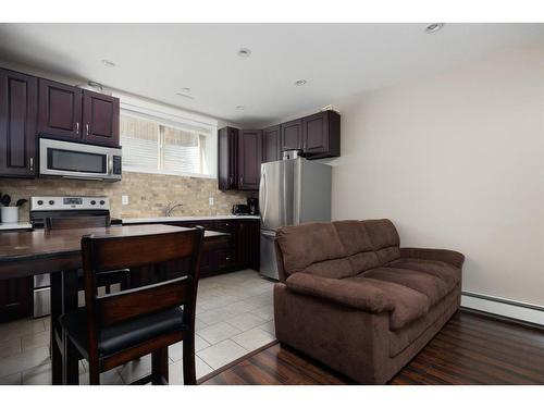 224 Sparrow Hawk Drive, Fort Mcmurray, AB - Indoor Photo Showing Kitchen