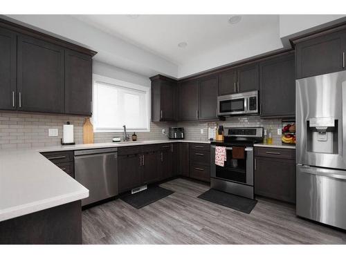 224 Siltstone Place, Fort Mcmurray, AB - Indoor Photo Showing Kitchen With Stainless Steel Kitchen With Upgraded Kitchen