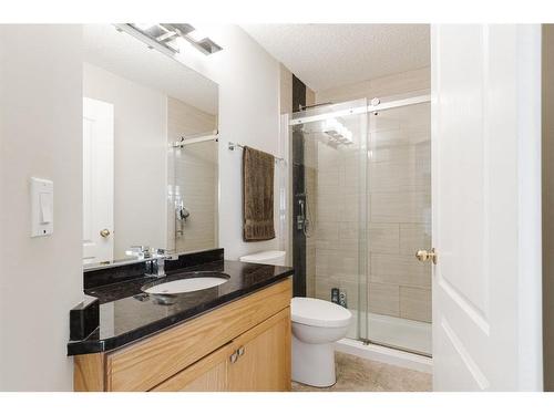 188 Warren Road, Fort Mcmurray, AB - Indoor Photo Showing Bathroom