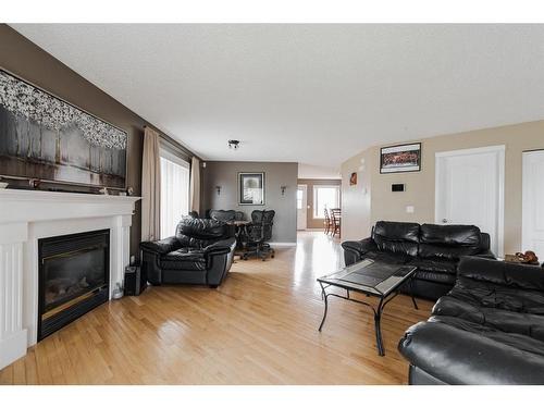 188 Warren Road, Fort Mcmurray, AB - Indoor Photo Showing Living Room With Fireplace