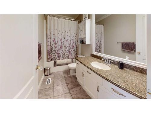454 Athabasca Avenue, Fort Mcmurray, AB - Indoor Photo Showing Bathroom