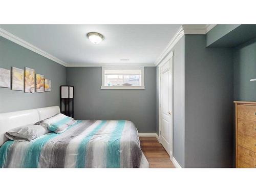 454 Athabasca Avenue, Fort Mcmurray, AB - Indoor Photo Showing Bedroom