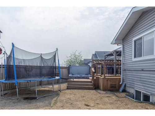 454 Athabasca Avenue, Fort Mcmurray, AB - Outdoor With Exterior