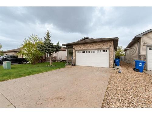 490 Pacific Crescent, Fort Mcmurray, AB - Outdoor With Exterior