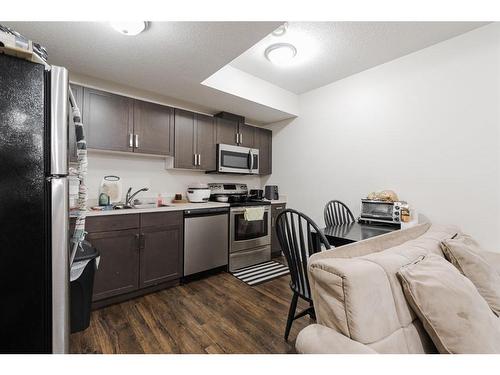 125 Chalifour Street, Fort Mcmurray, AB - Indoor Photo Showing Kitchen With Stainless Steel Kitchen With Double Sink