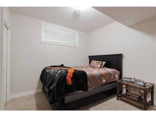 125 Chalifour Street, Fort Mcmurray, AB - Indoor Photo Showing Bedroom