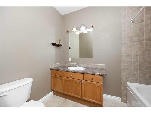 145 Crown Creek Lane, Fort Mcmurray, AB - Indoor Photo Showing Bathroom